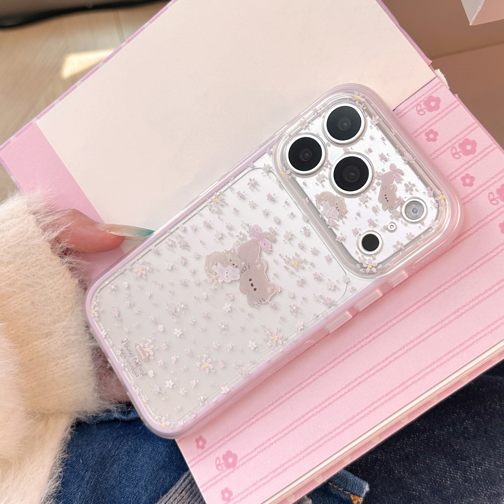 图片[7]-Cute Purple Floral Cat Phone Case for iPhone 18 Pro Max 17 16 15 Series, Matte Finish, Large Camera Cutout, Aesthetic Cartoon Protective Cover-Siyaora